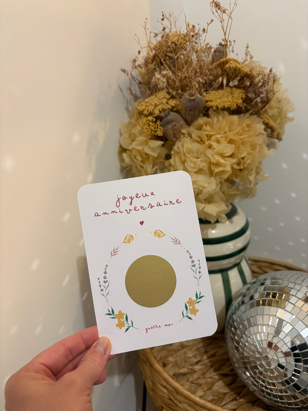 Carte à gratter personnalisable - Joyeux Anniversaire Fleuri