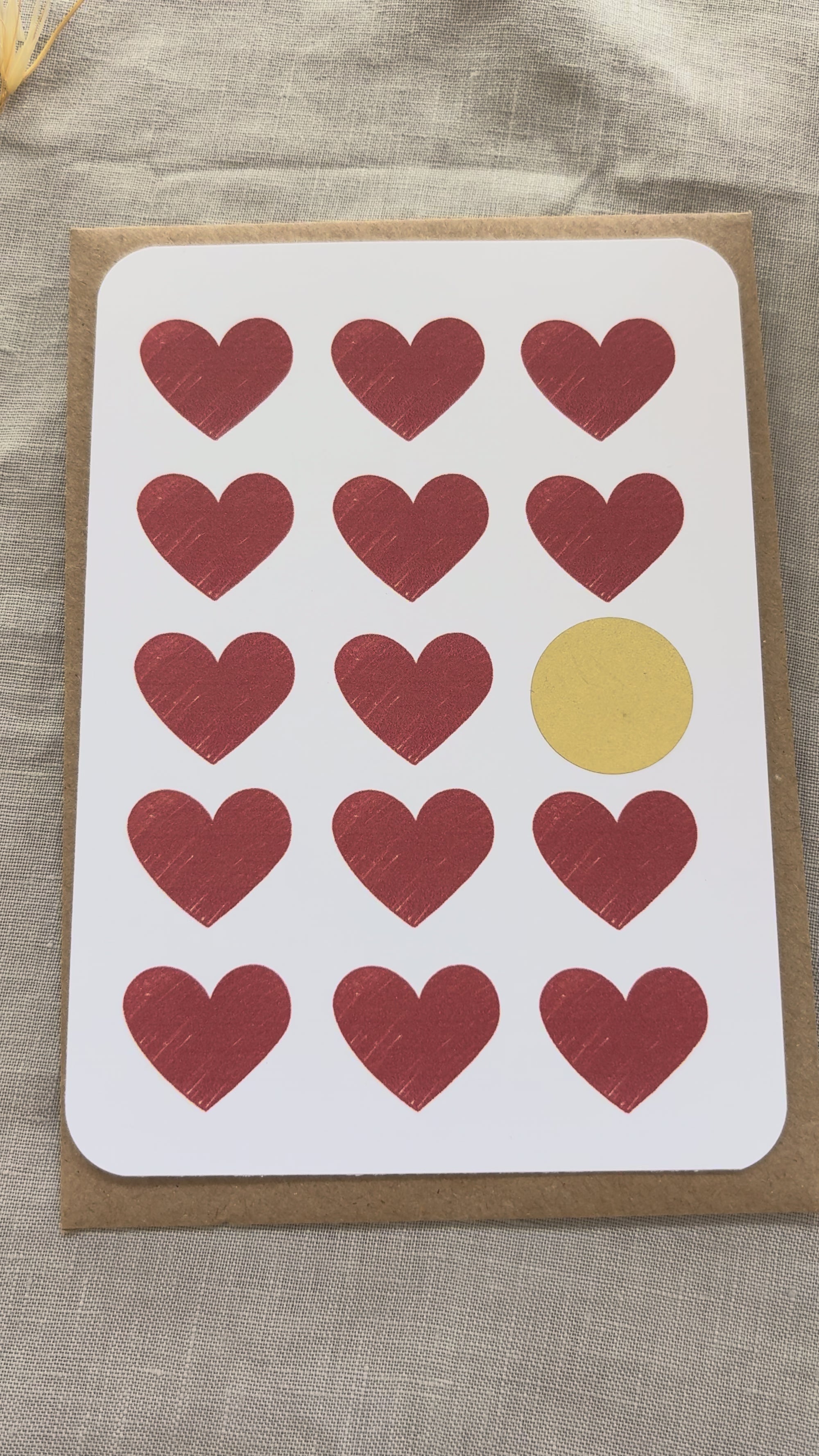 Carte à gratter personnalisable - Les petits coeurs